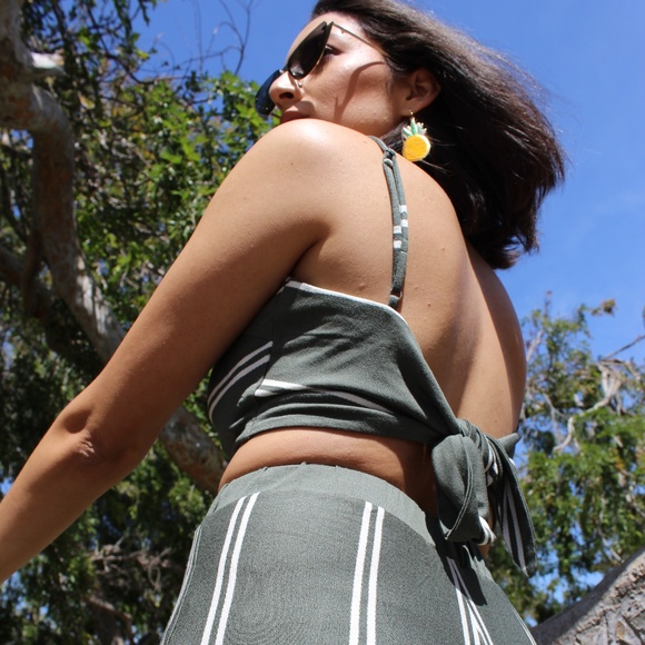 🚨END OF SUMMER SALE// olive green 2 piece set - Picture 6 of 8